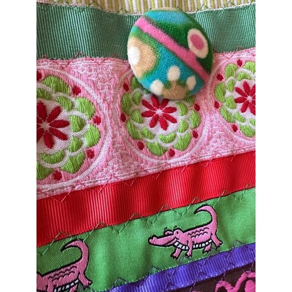 Handmade Embroidered Patchwork Shoulder Bag With Wooden Base And Paisley Interio - Picture 5 of 6